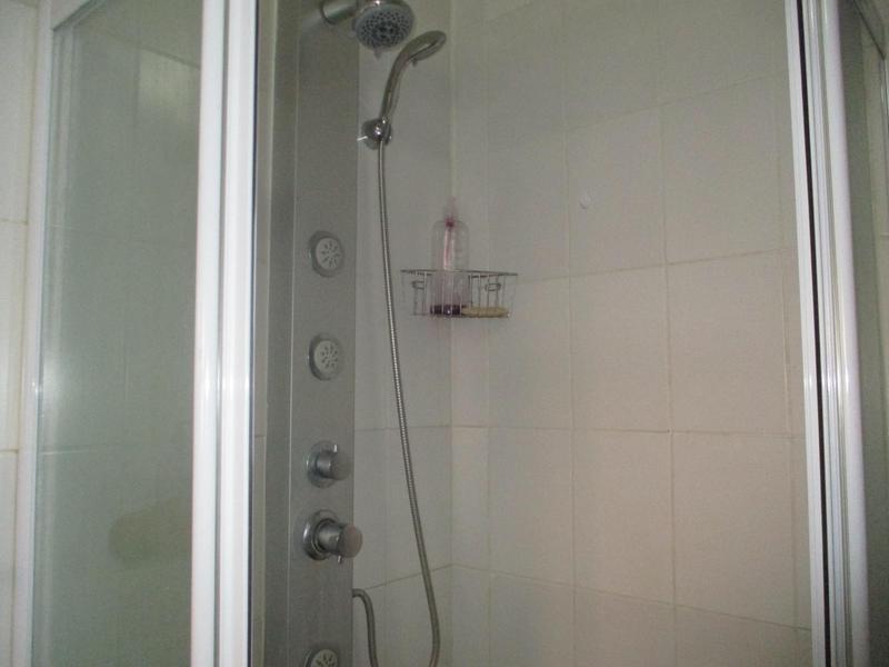 4 Bedroom Property for Sale in Langenhovenpark Free State